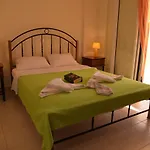 Elia Village Apartment *